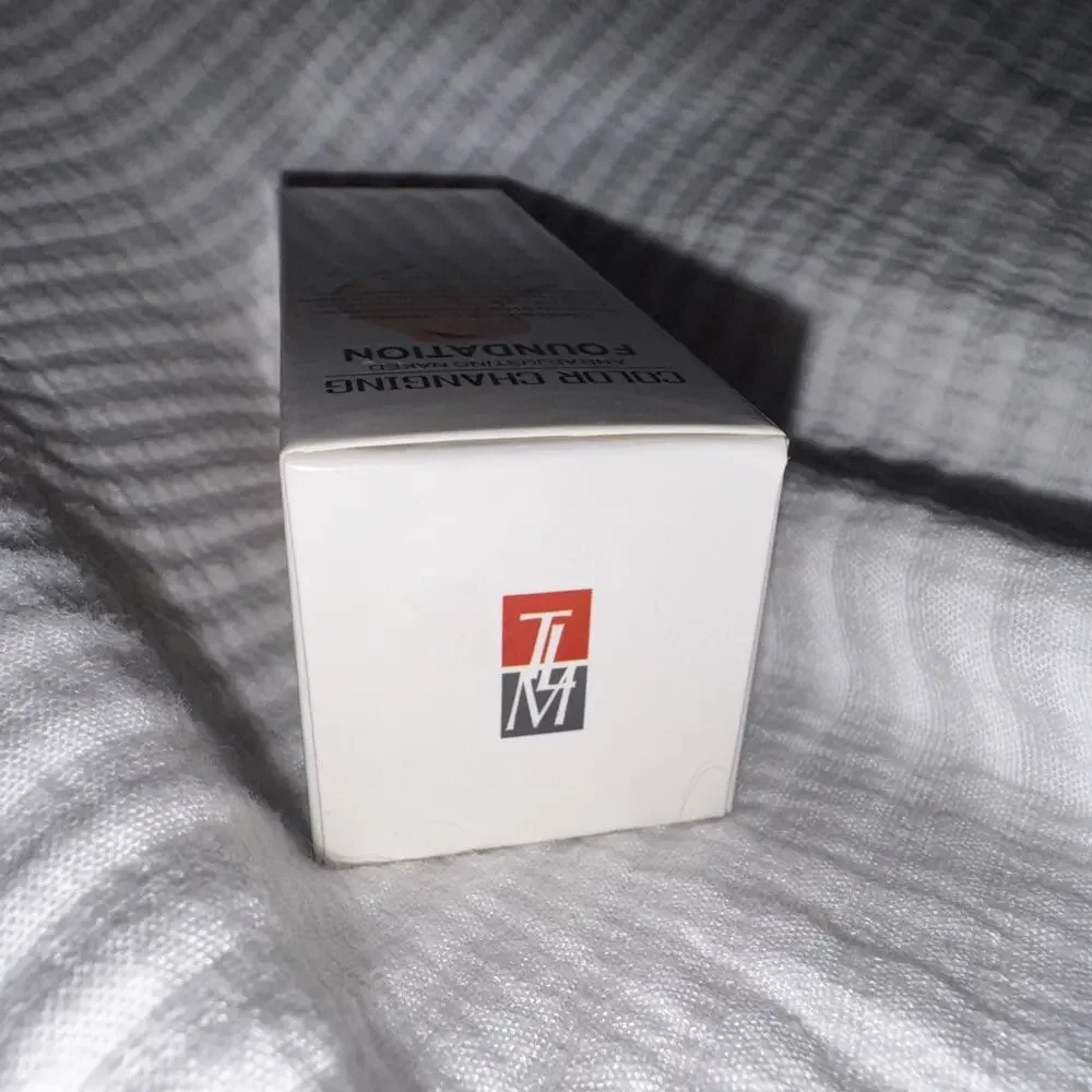 New TLM Tailaimei Professional Color Changing Foundation Adjusting Naked All Day
